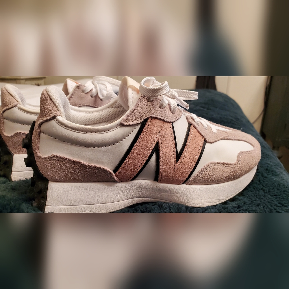 New balance 327 size 6 #newbalance327